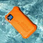 LifeProof iPhone 4/4S LifeJacket Achterkant in het water